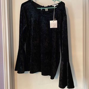 Beach lunch lounge velvet top in Large. Never worn.